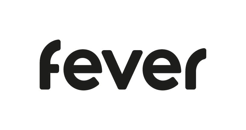 Fever logo blanco